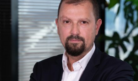 Βασίλης Μαγκλάρας